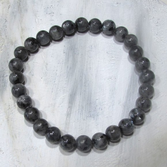 Natural Black Labradorite Gemstone Bracelet - Picture 4 of 5